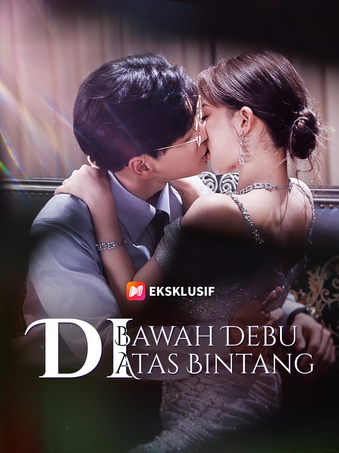 Di Bawah Debu, Di Atas Bintang
