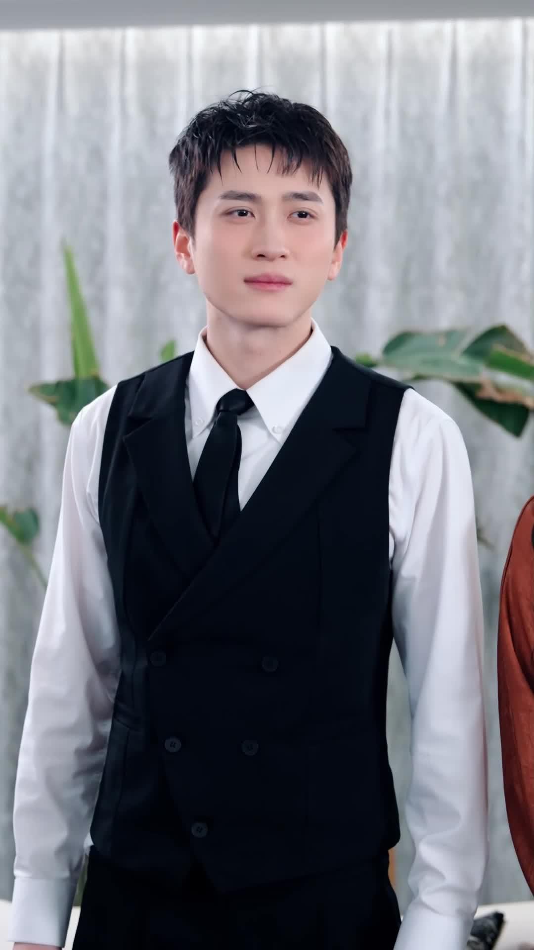 전 여친 약혼날, 난 여신과 결혼