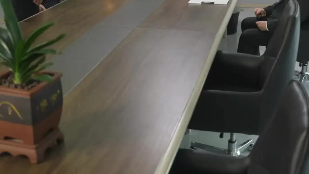 When the Envelope Speaks Louder Than Words