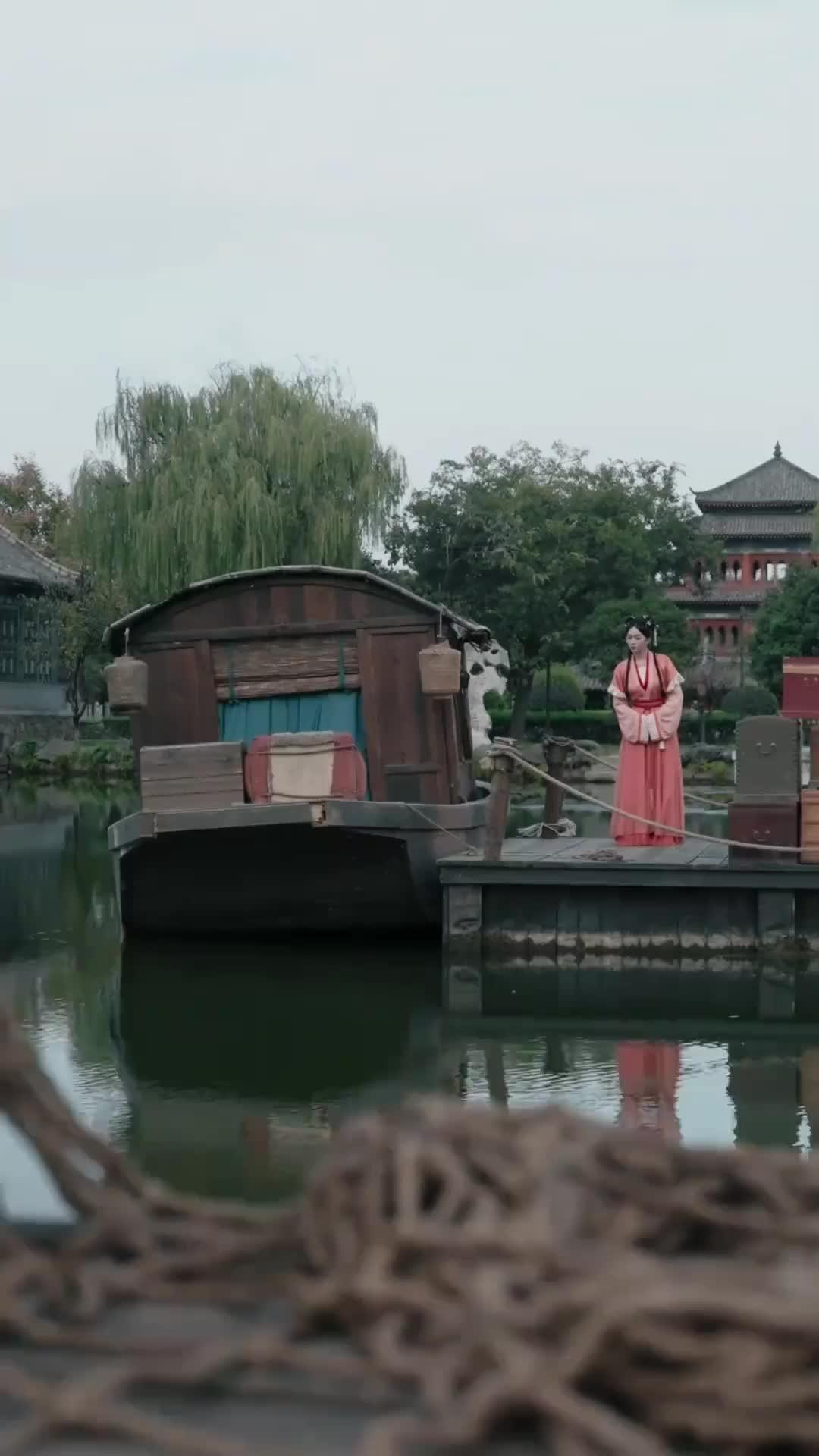 (配音) 父皇，您給兒臣找的後母是皇帝