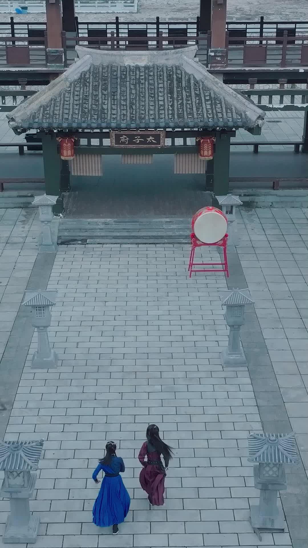 여인의 소매 속 병부