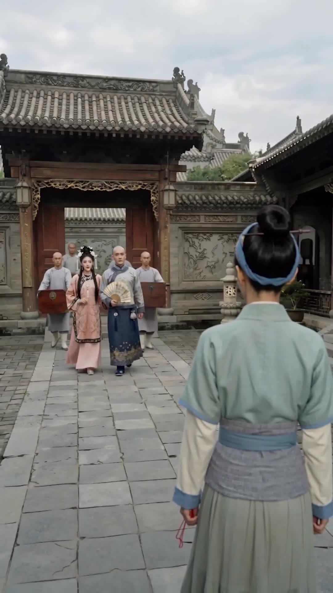 I Married a Beggar, He's the Emperor!