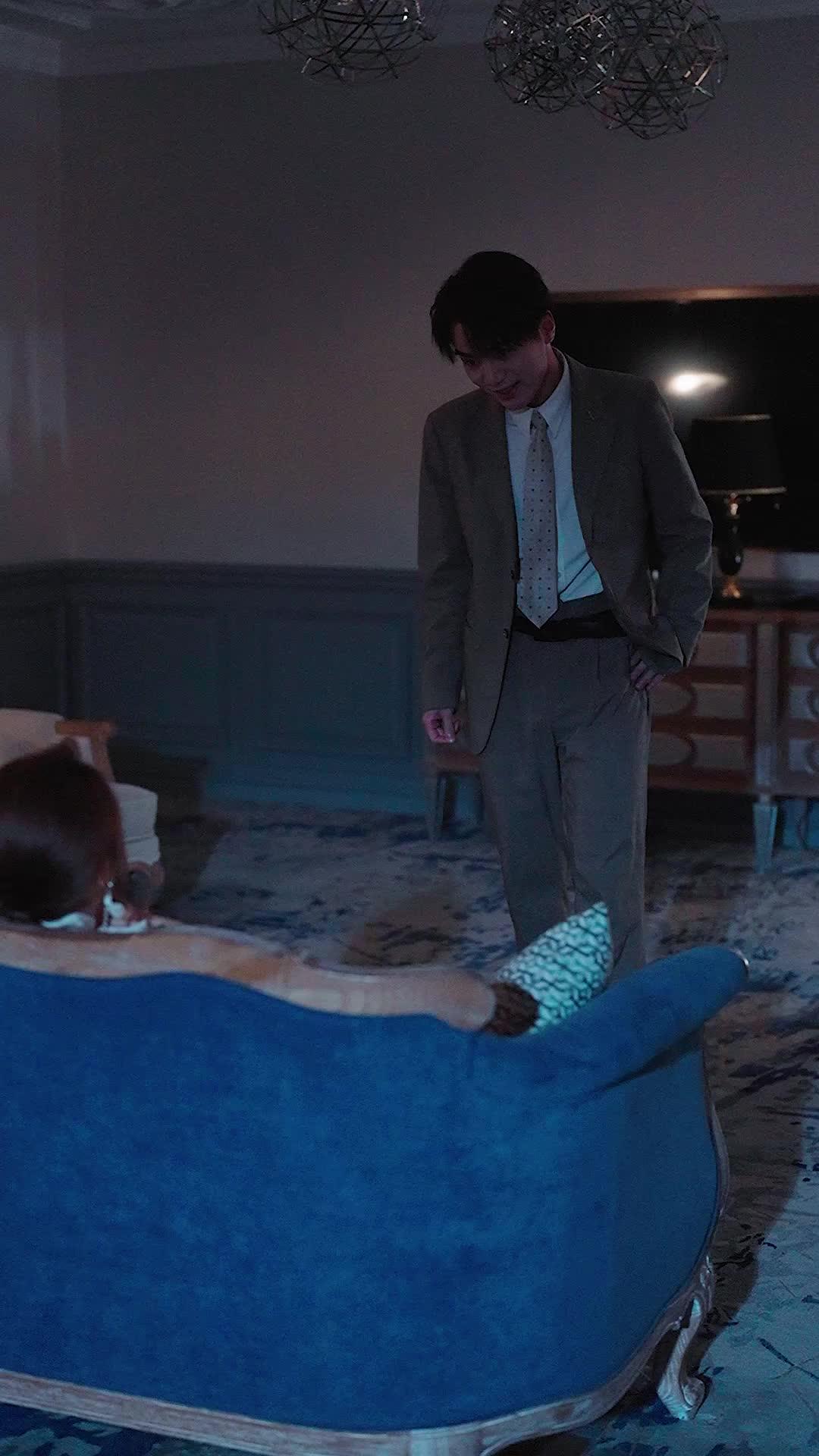 Girls, I Only Guard Doors