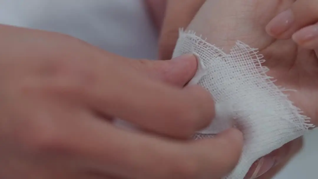 Office Flashback vs Hospital Heat