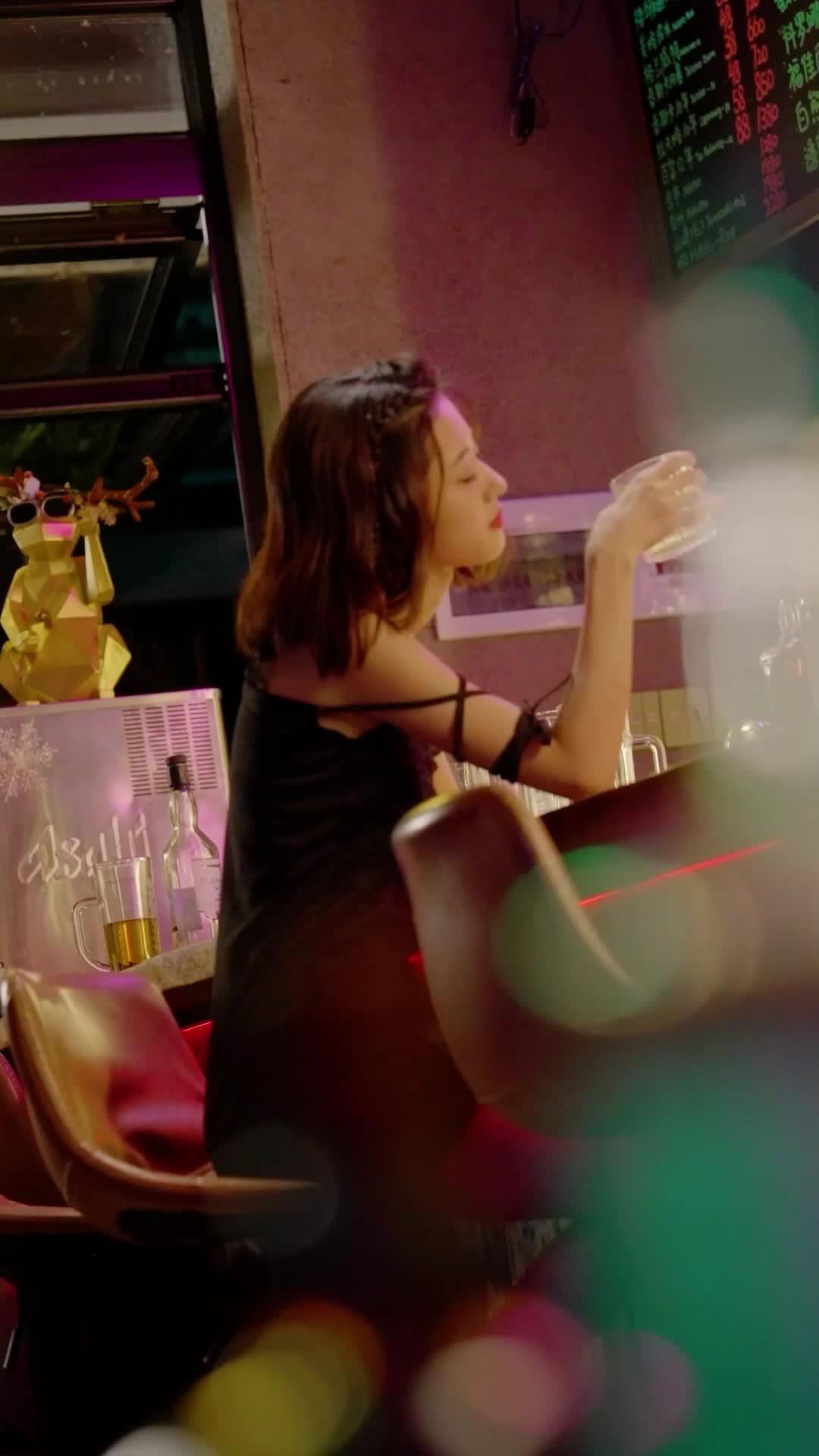 เจ้าสาวจำเป็นเจ้าบ่าวจำยอม