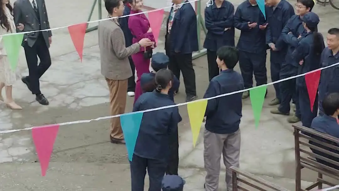 Simp Master's Second Chance: When Elegance Meets Irony