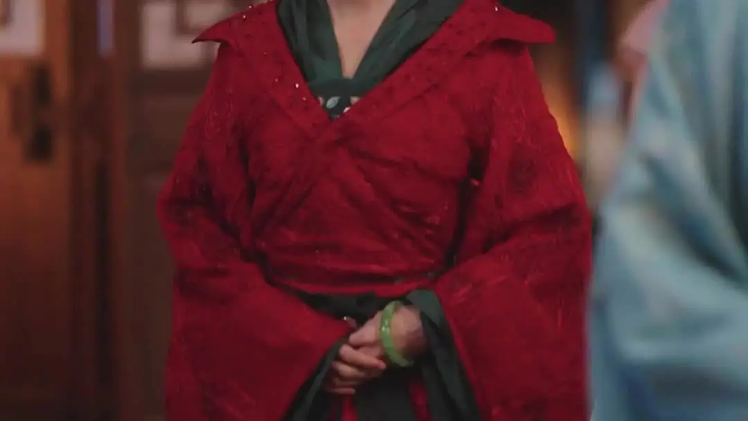 Ashes to Crown: When a Brush Becomes a Sword in the Qin Household