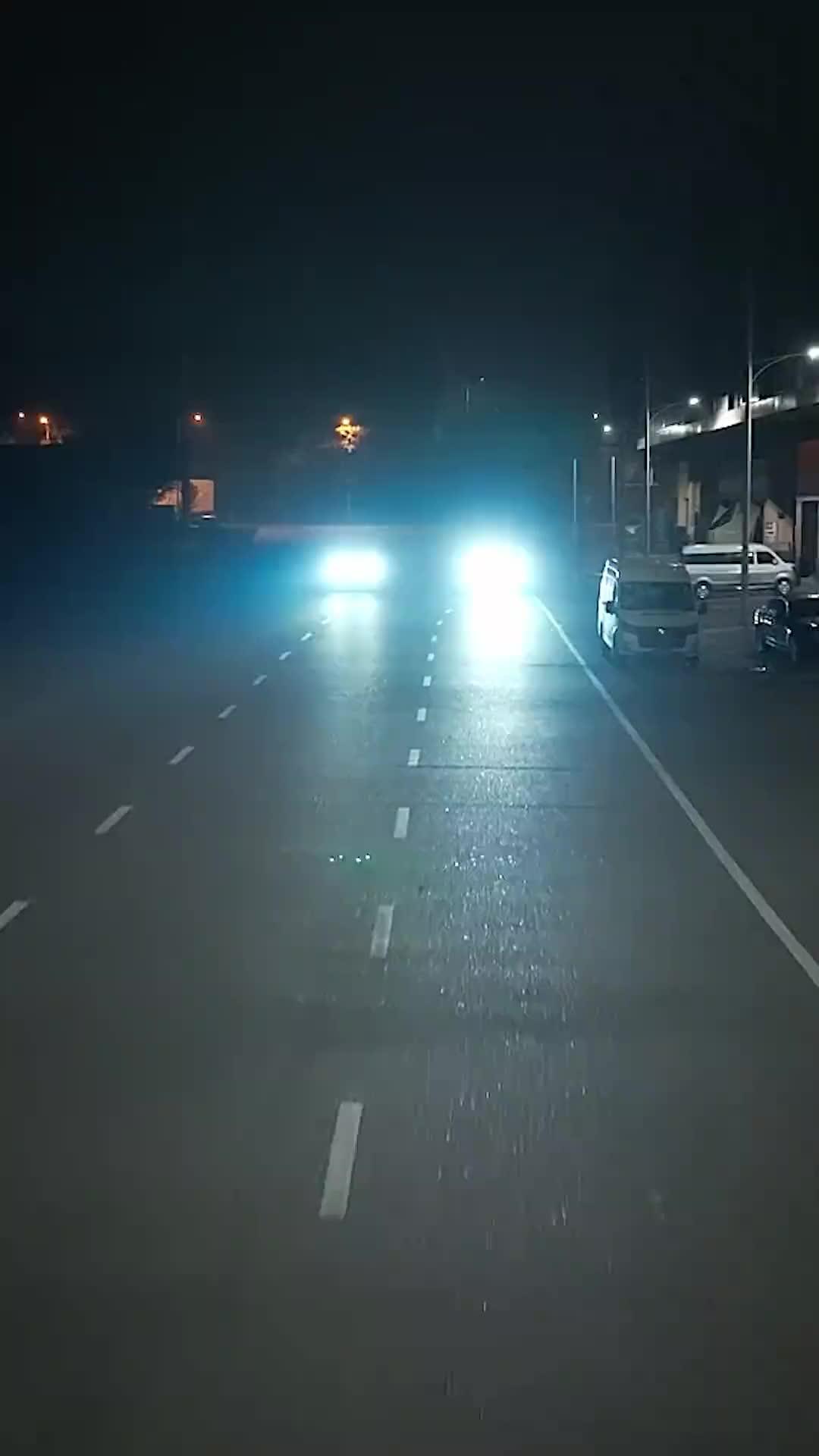 Kilat Tak Bisa Disembunyikan