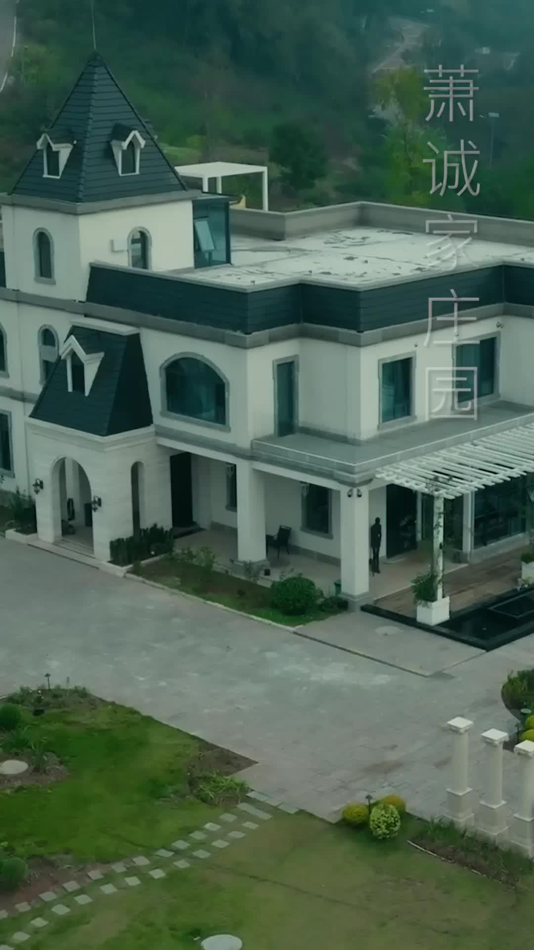 Billionaire Back in Slum