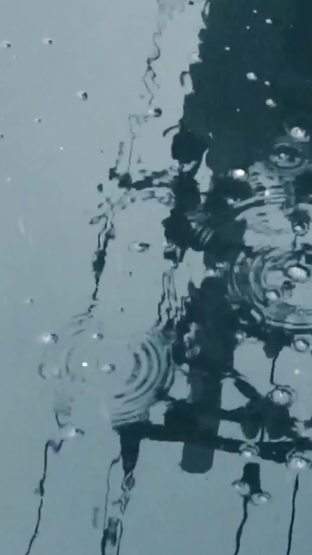 病は子に、痛みは母に