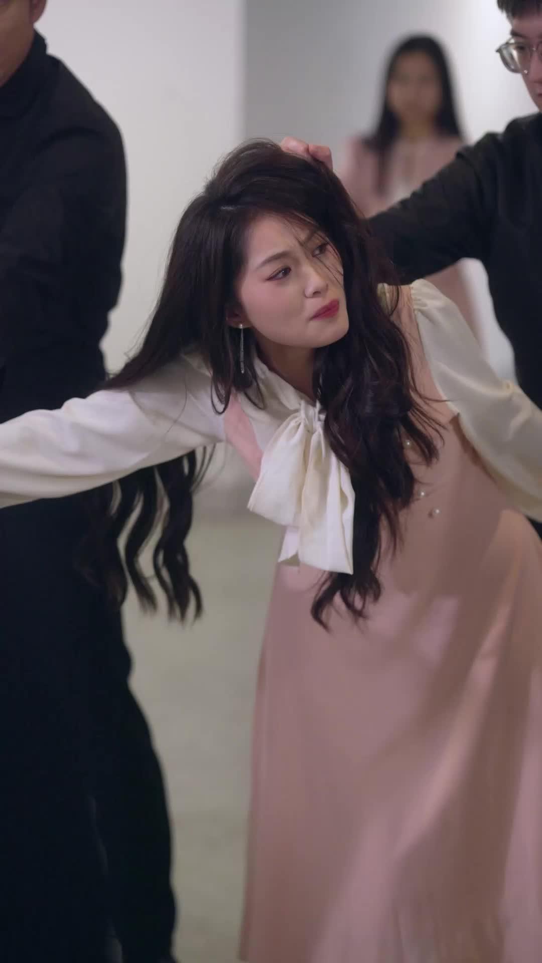 Kepompong Surirumah Terbang