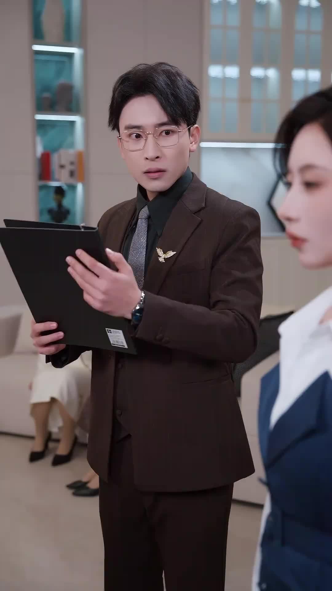 He Thought She Can Replace Me