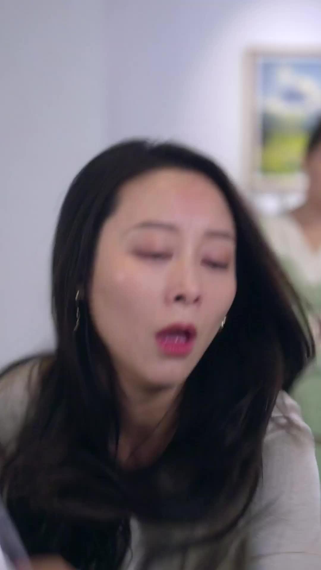 Kepompong Surirumah Terbang