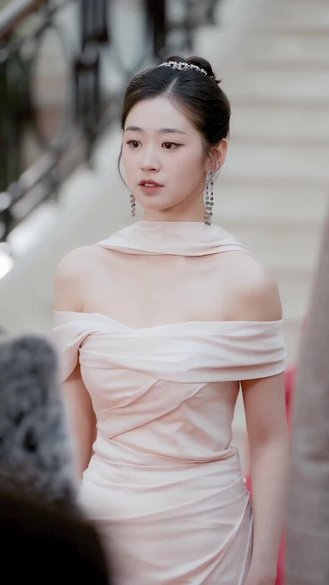(더빙) 재벌 딸의 우아한 게임