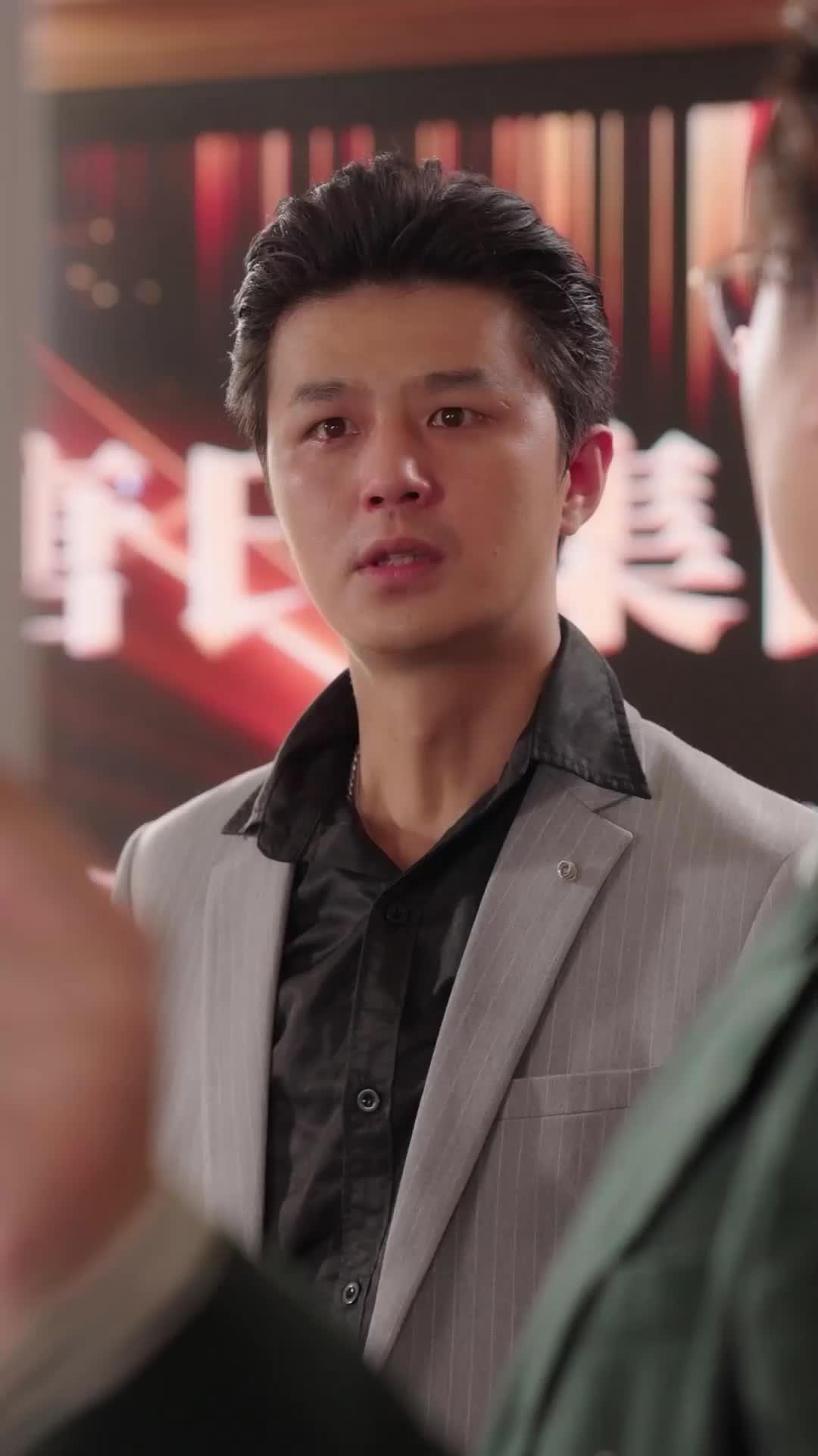 너무 가까운 비서