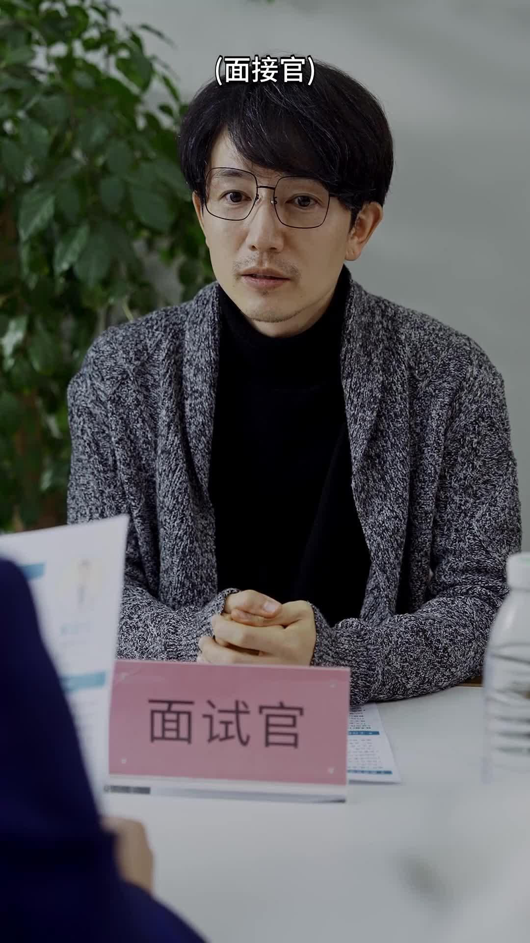 追放された天才、復讐のコード