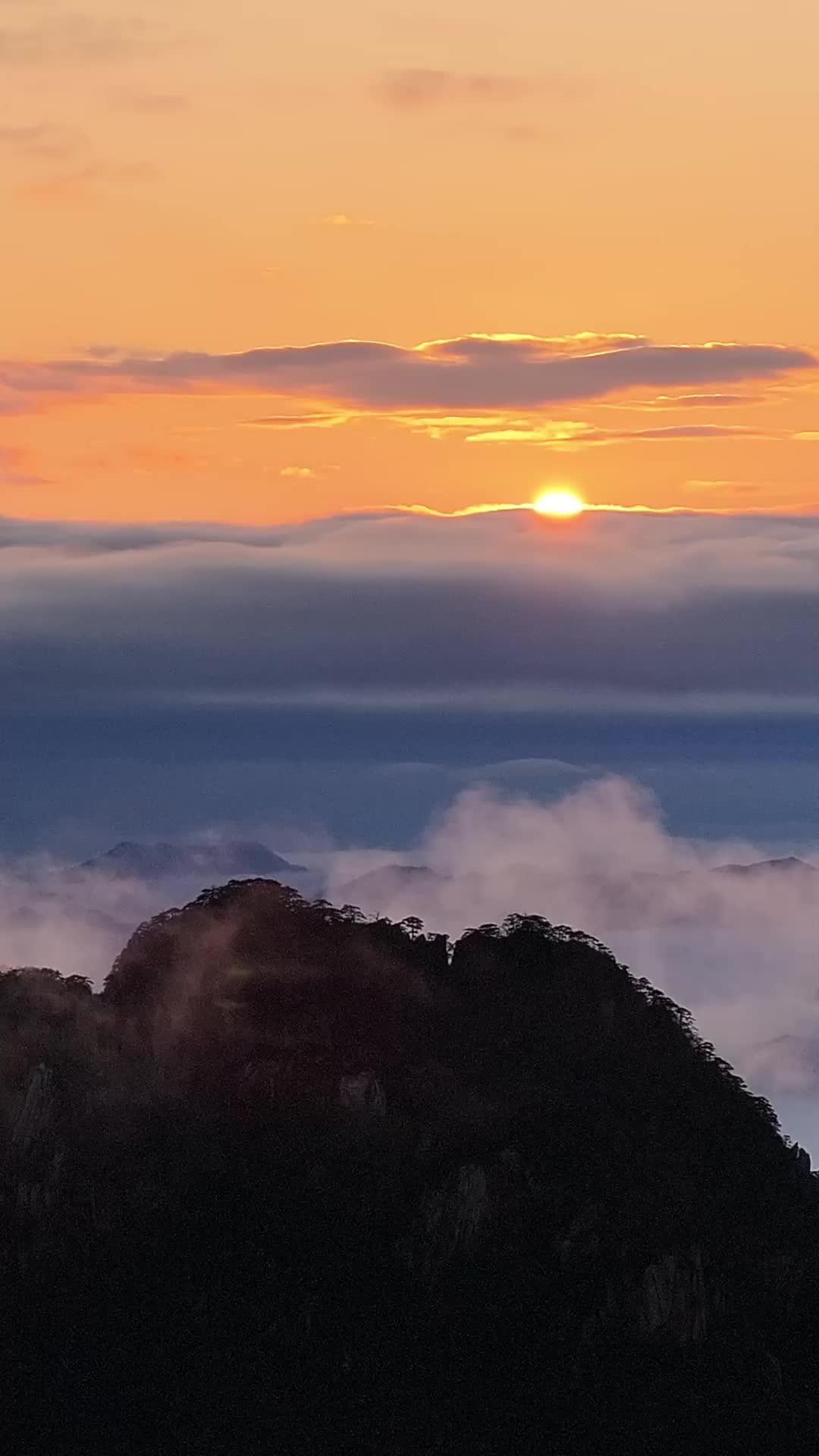 大宗師出手後我拿起了加特林