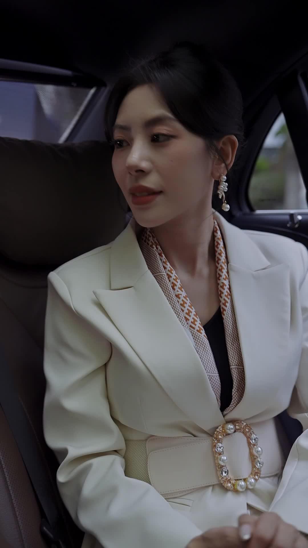 追放された天才、復讐のコード