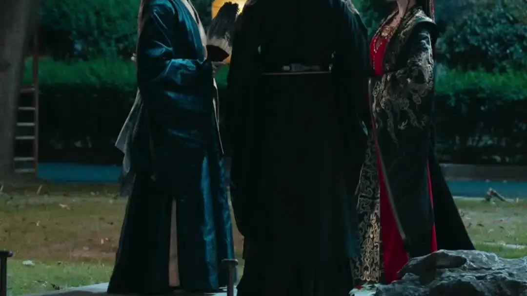 Dua Kuasa Menjadi Satu: Ketika Li Xiu dan Zhao Yan Bertemu di Tepi Kolam Malam