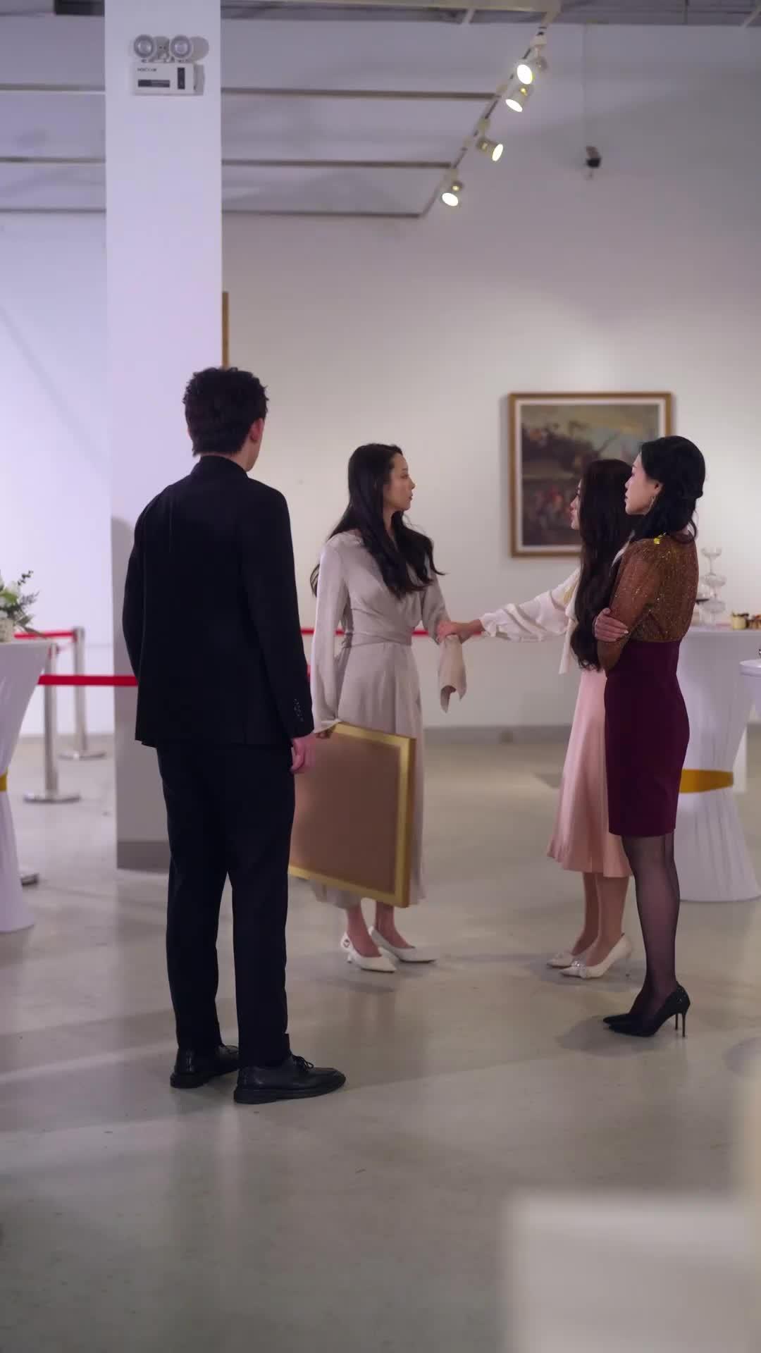 Kepompong Surirumah Terbang