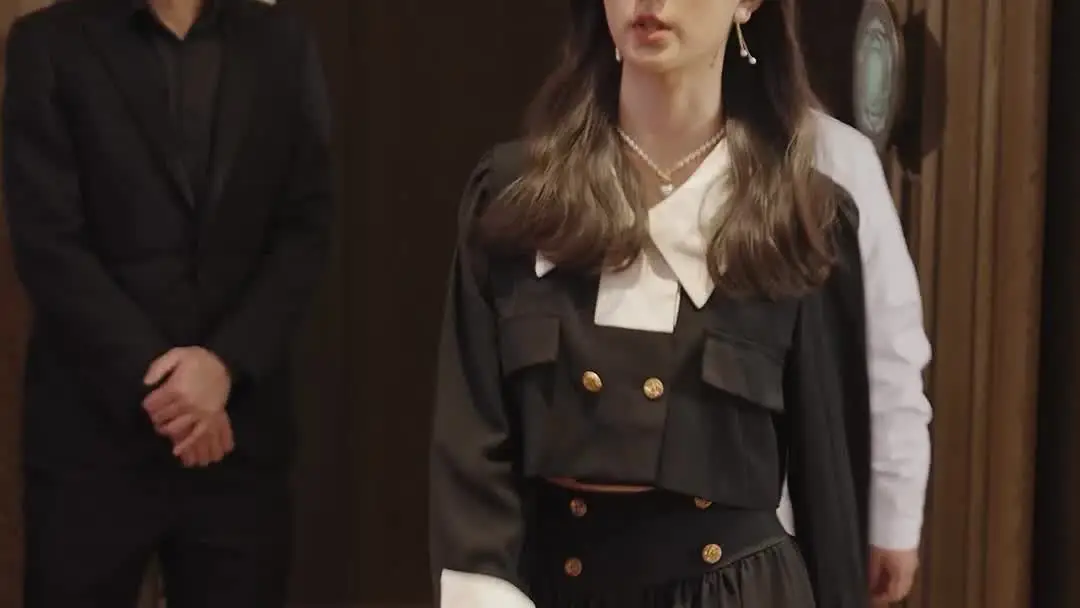 文件夾翻開那秒，我倒吸一口氣