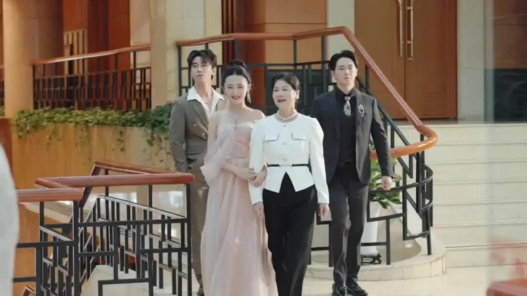 When Jewelry Tells the Real Story