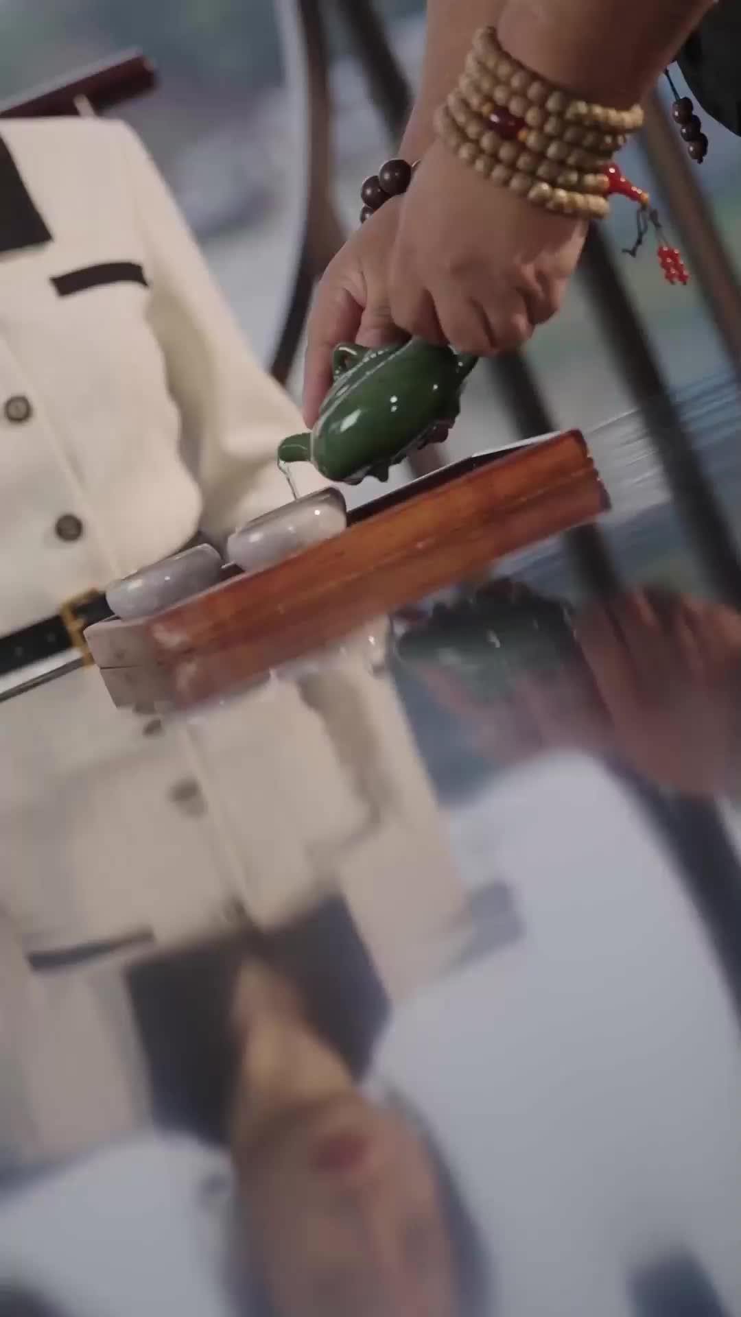 Kakak Agenku Kembali