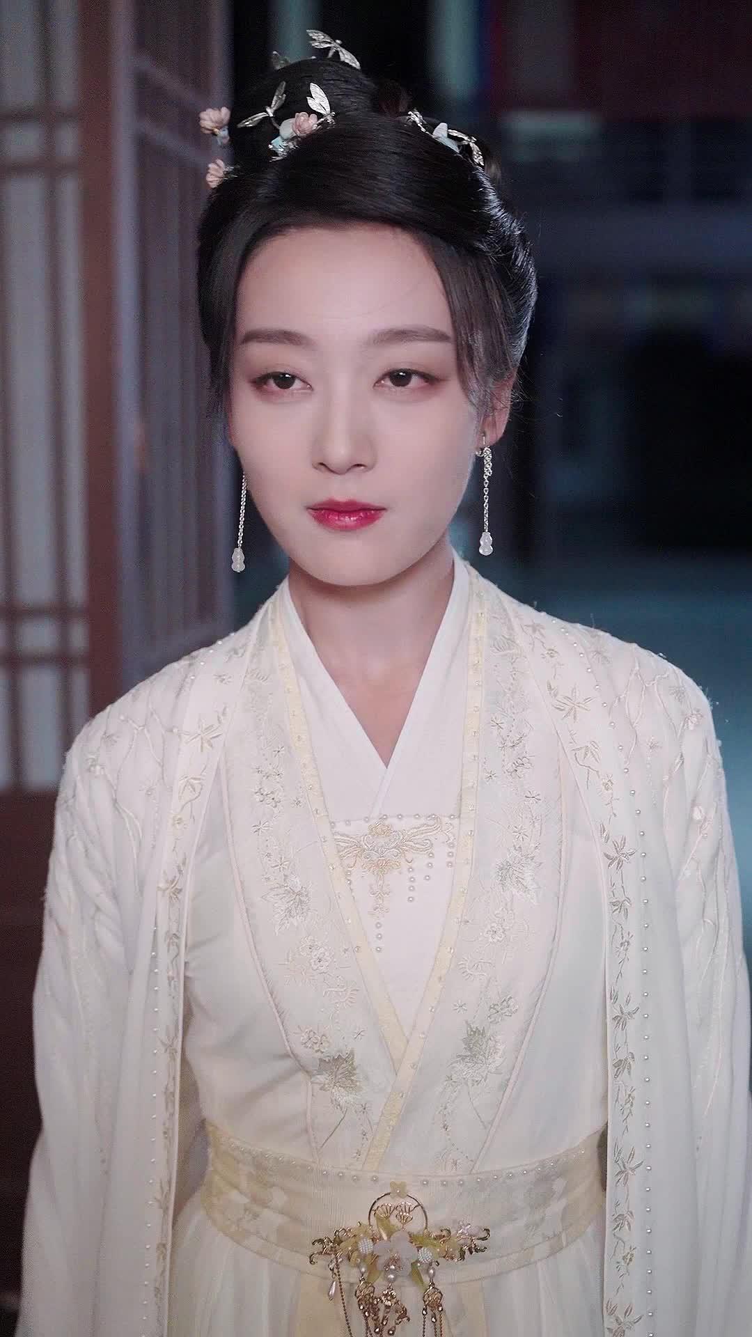 廢太子上朝帶步槍