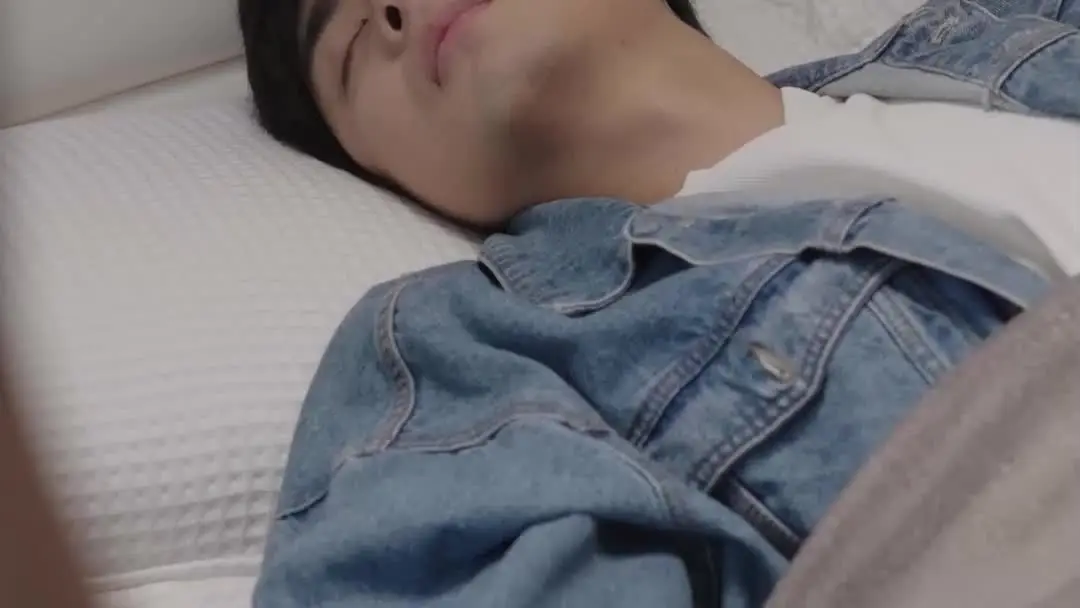 The Barbecue Throne: A Hero's Awakening — The Room Where Time Forgot to Tick