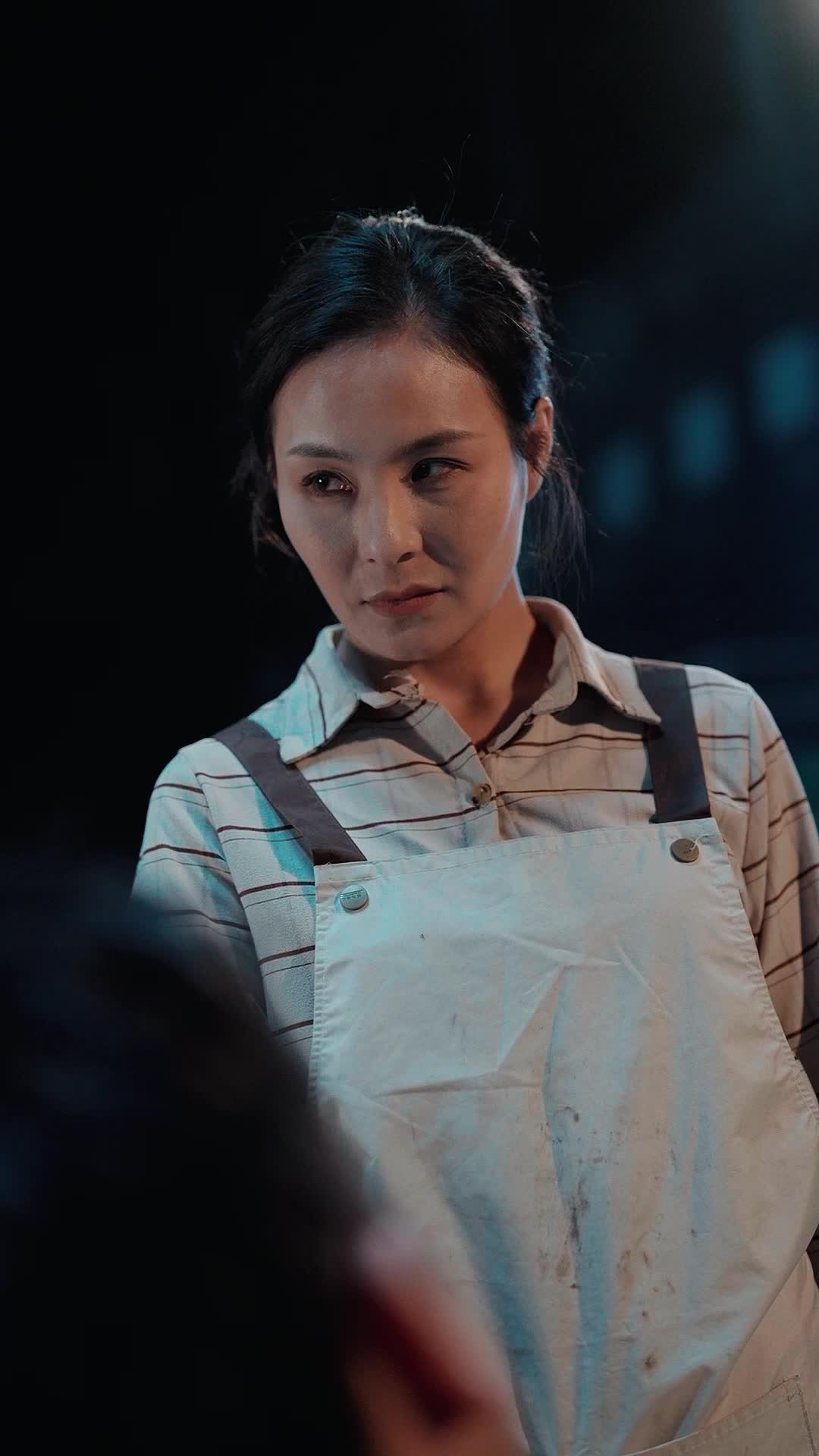 與鳳行戰神媽媽不裝了