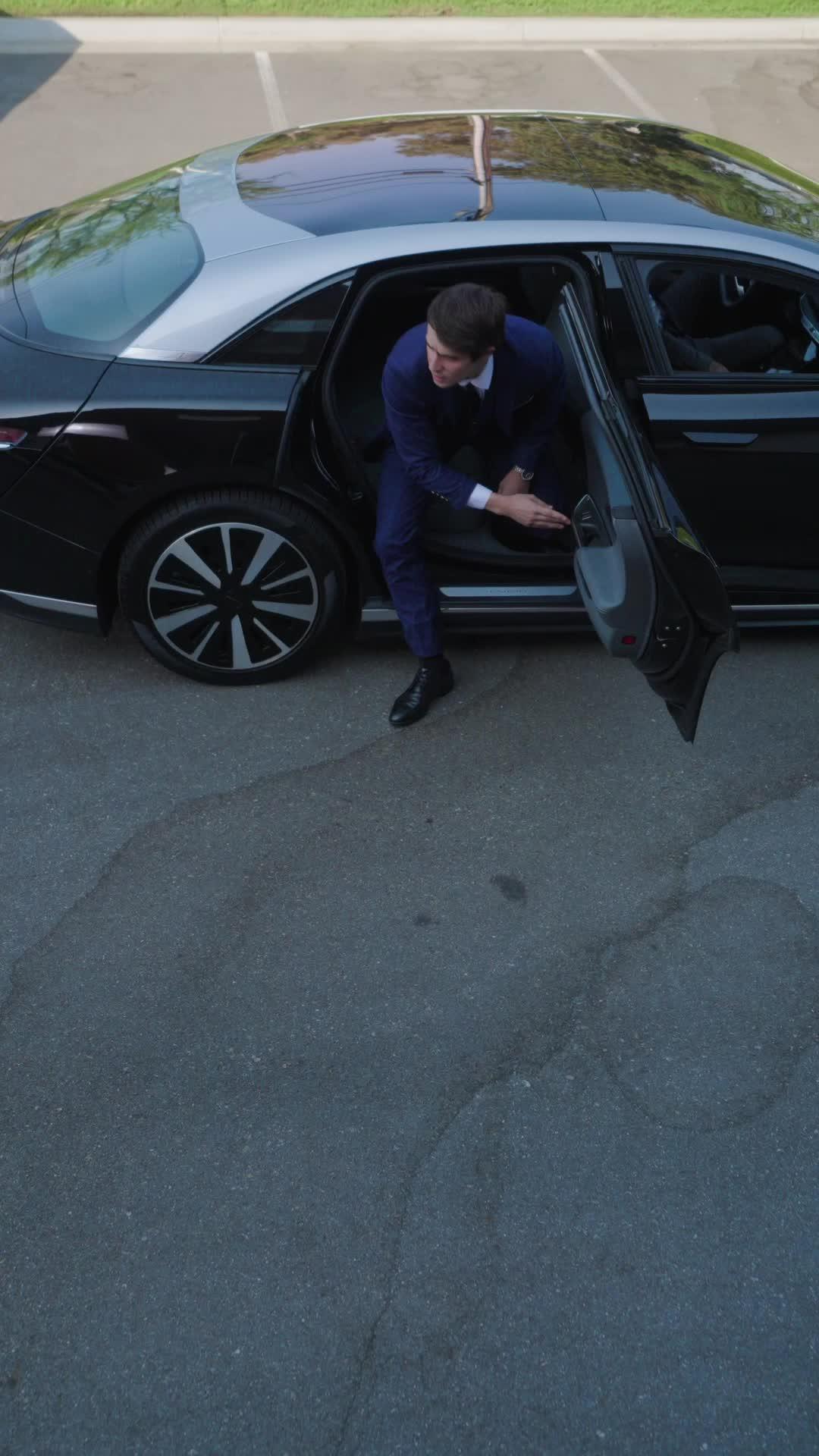 The Double Life of the True Heiress