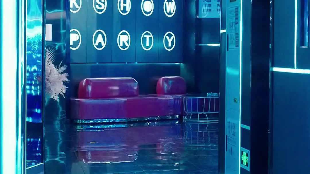 Rise from the Dim Light: Rain, Umbrellas, and the Performance of Compassion