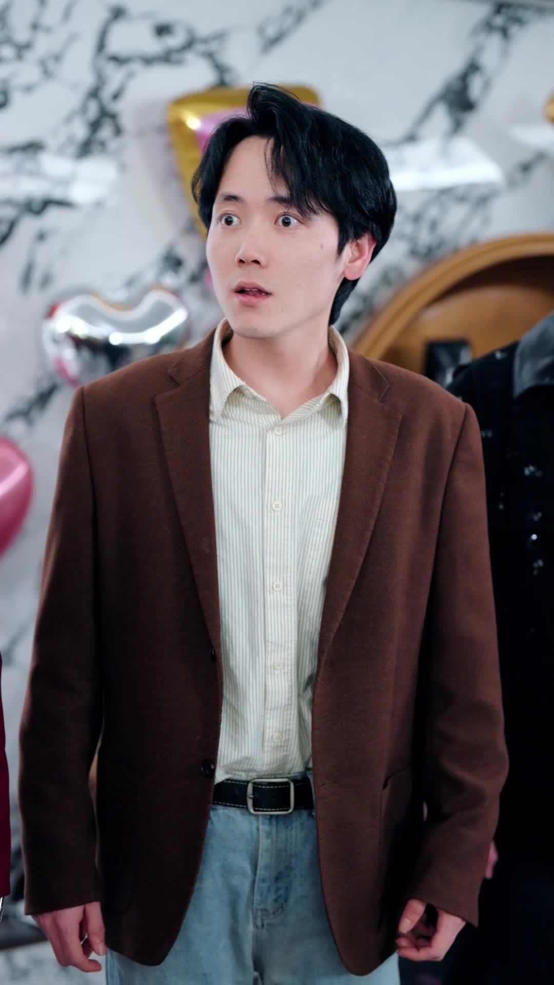 전 여친 약혼날, 난 여신과 결혼