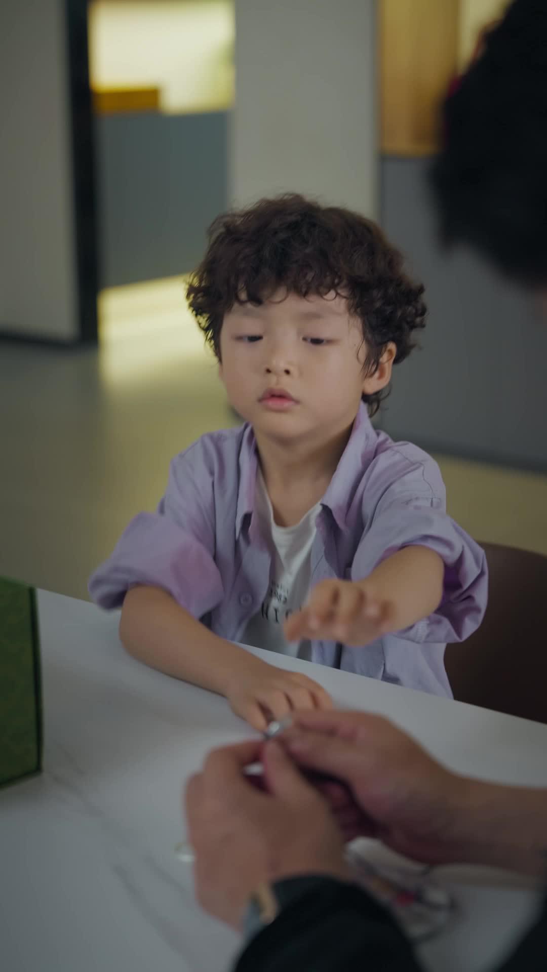 Cinta Kontrak, Bos Cemburu!