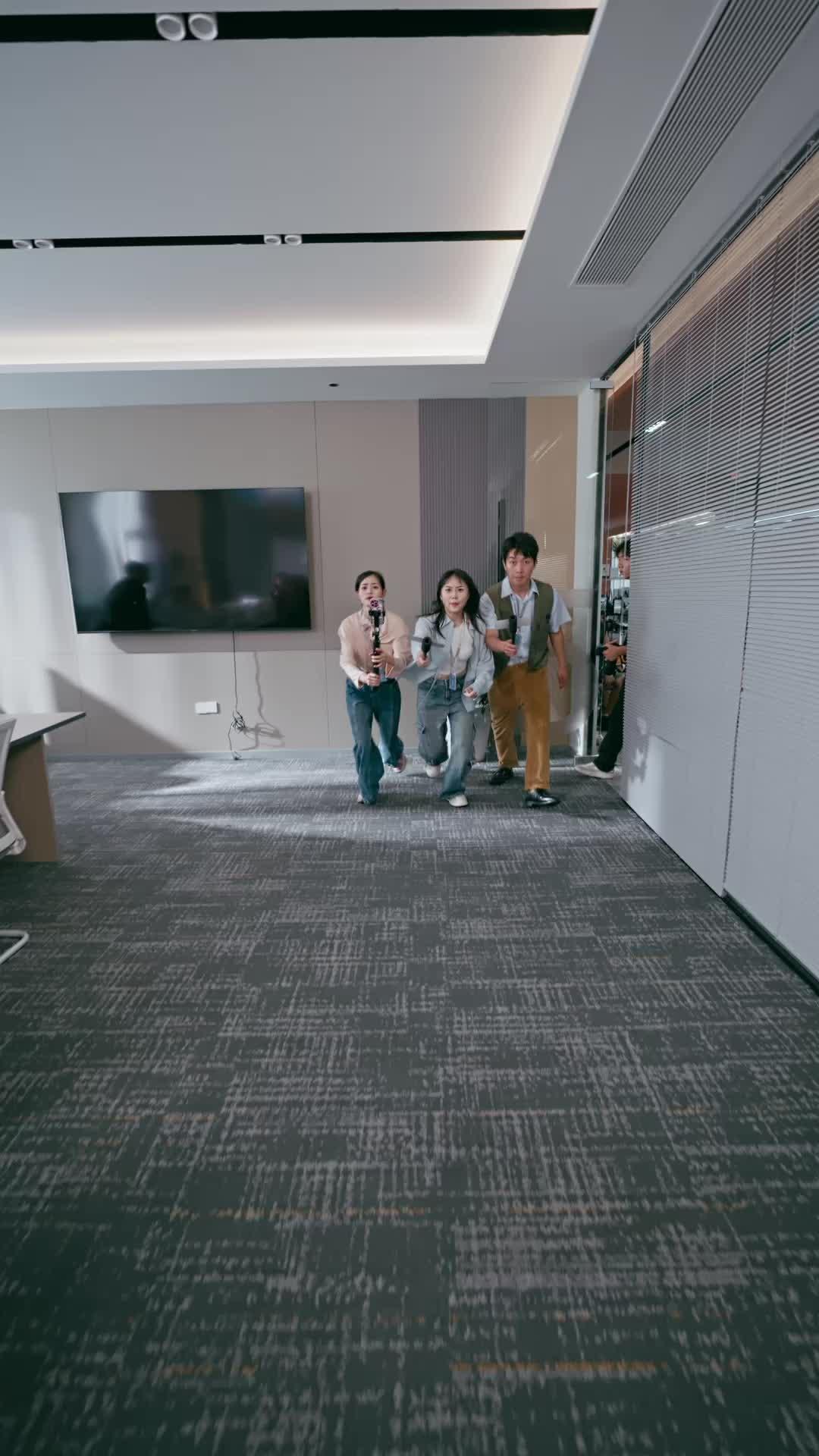 Me abracé con mi guardaespaldas