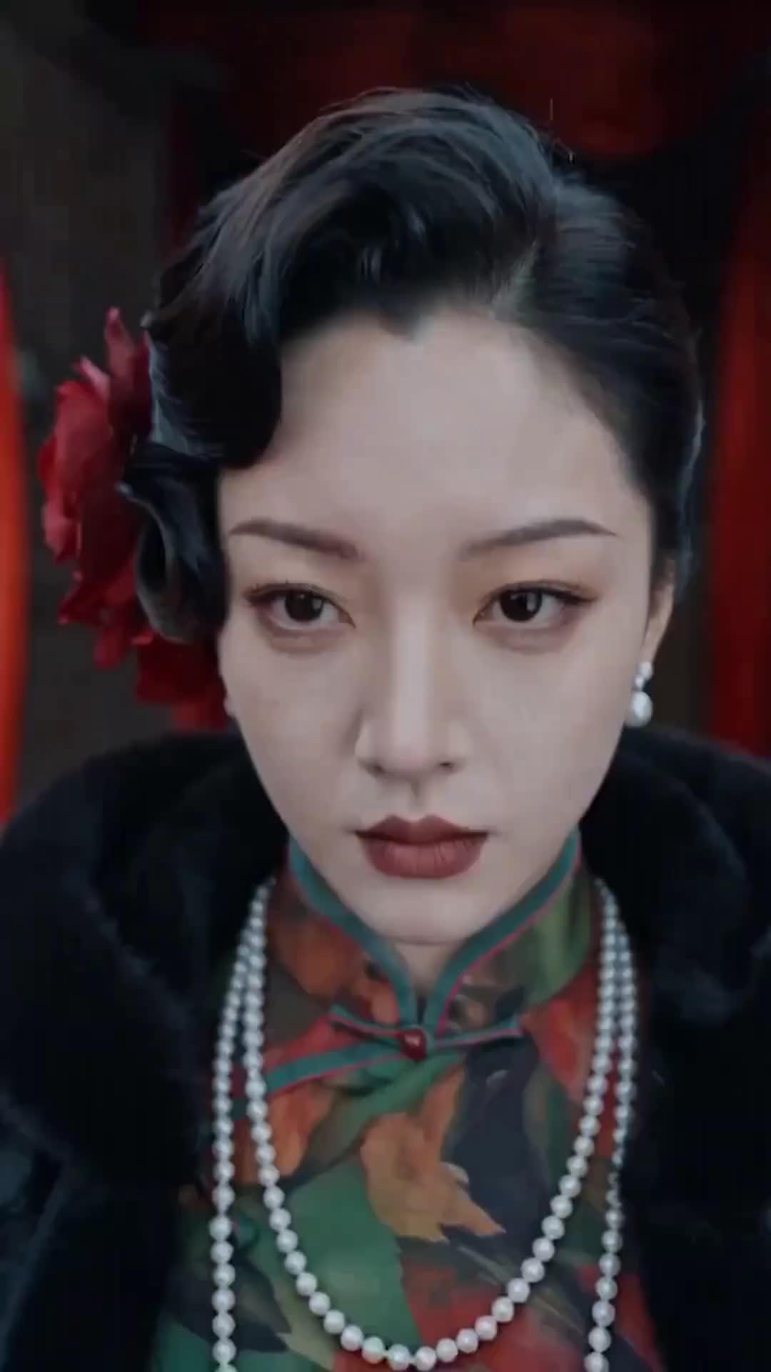 (Lồng tiếng) Nàng Đăng Quang Giữa Khói Lửa
