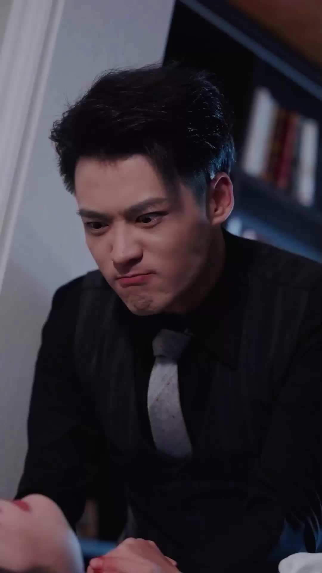 あなたの瞳が問いかける