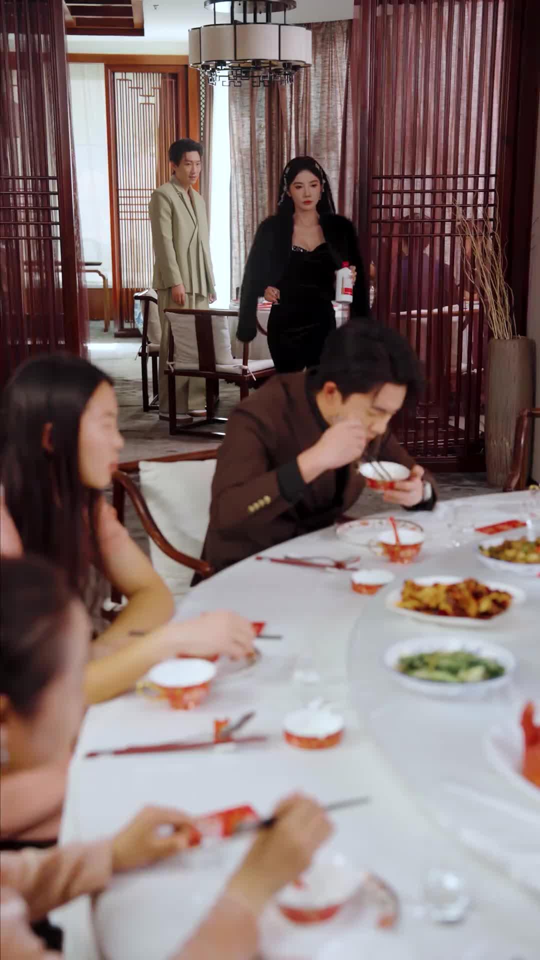 (더빙) 결혼은 했지만 사랑은 아직