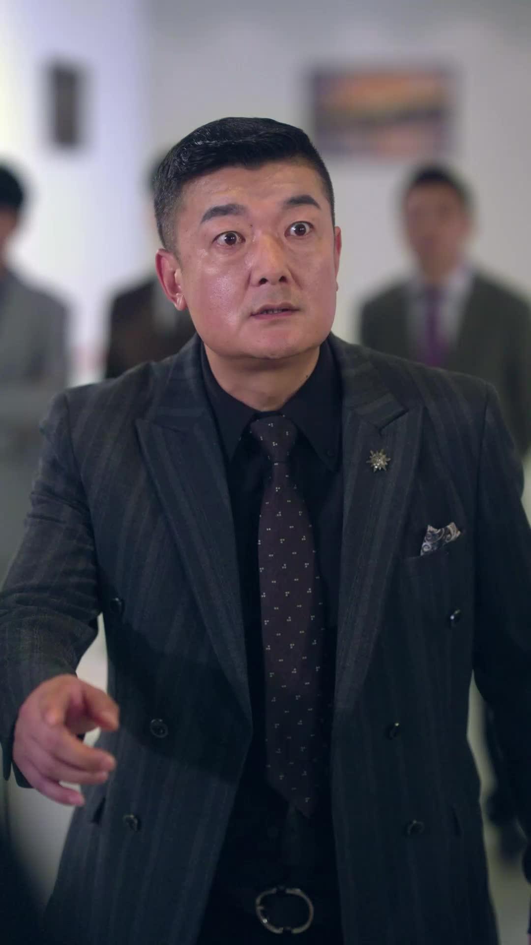 Kepompong Surirumah Terbang