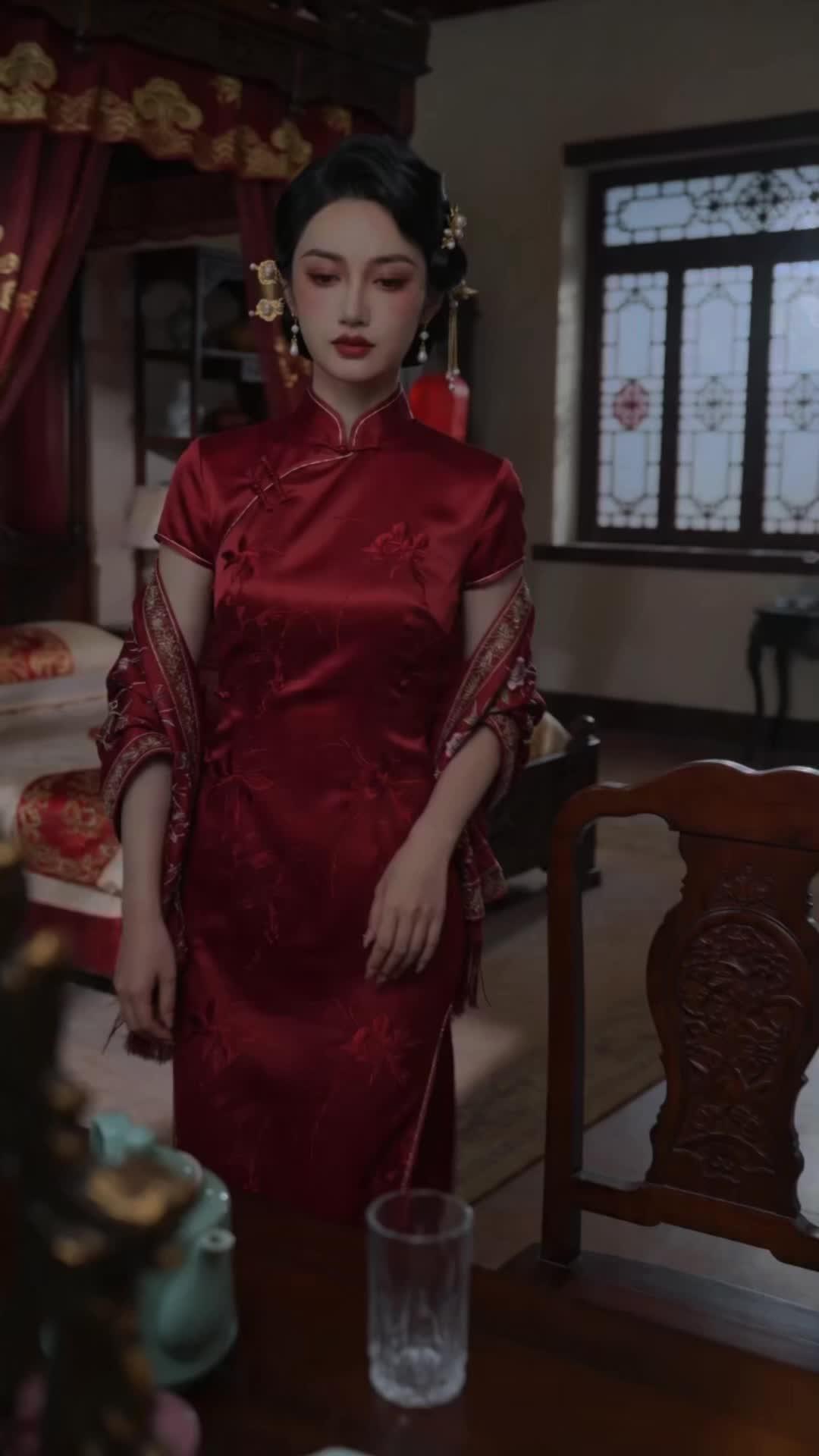 EXM? The Warlord Made Me His Bride? 