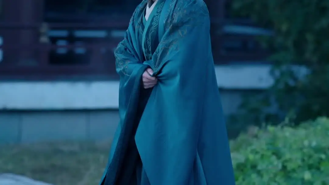 공주의 생존법 ep-1: 달빛 아래 펼쳐진 비밀의 서막